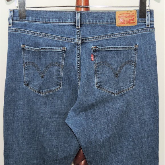 Levi's "Classic Boot" bootcut stretch denim jeans - Picture 5 of 7